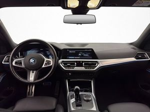 BMW 330 bild 21