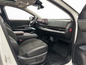 Nissan Ariya bild 19