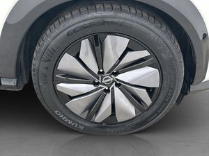 Nissan Ariya bild 11