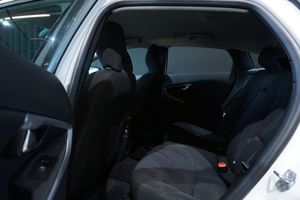 Volvo V40 bild 8