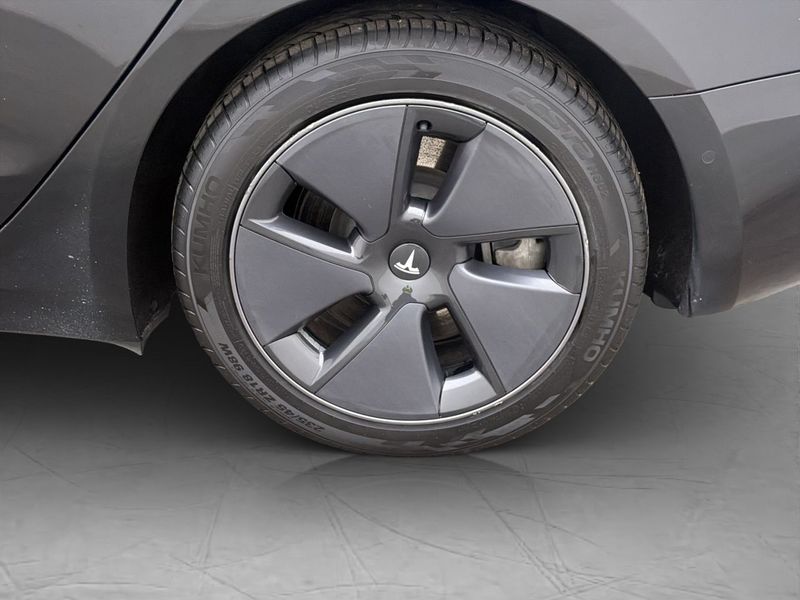 Tesla Model 3 bild 34