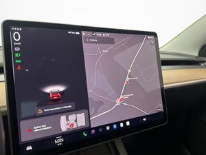 Tesla Model 3 bild 20