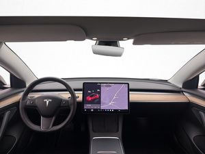Tesla Model 3 bild 14