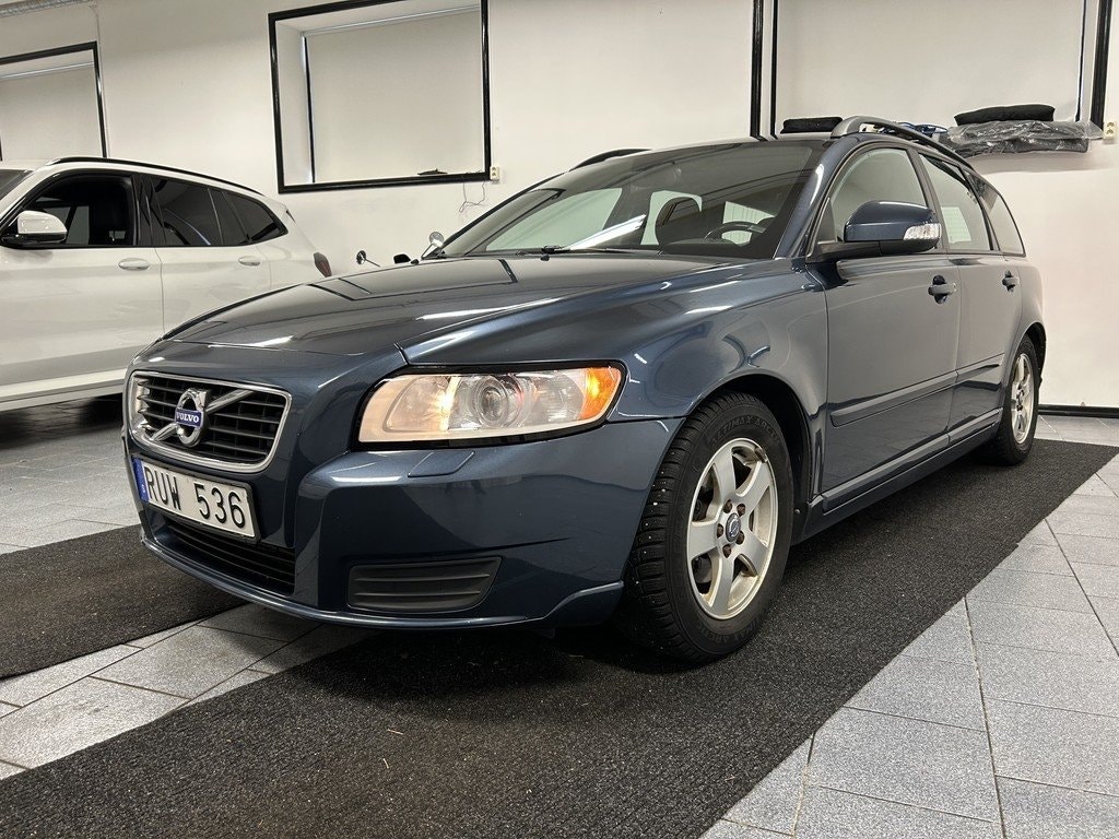 Volvo V50