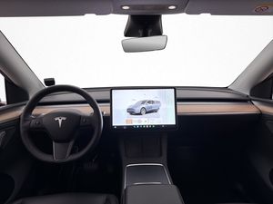 Tesla Model Y bild 27