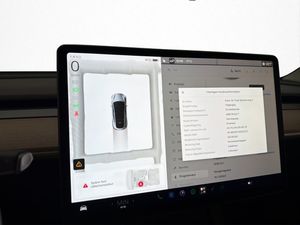 Tesla Model Y bild 24