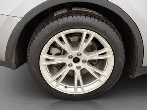 Tesla Model Y bild 36