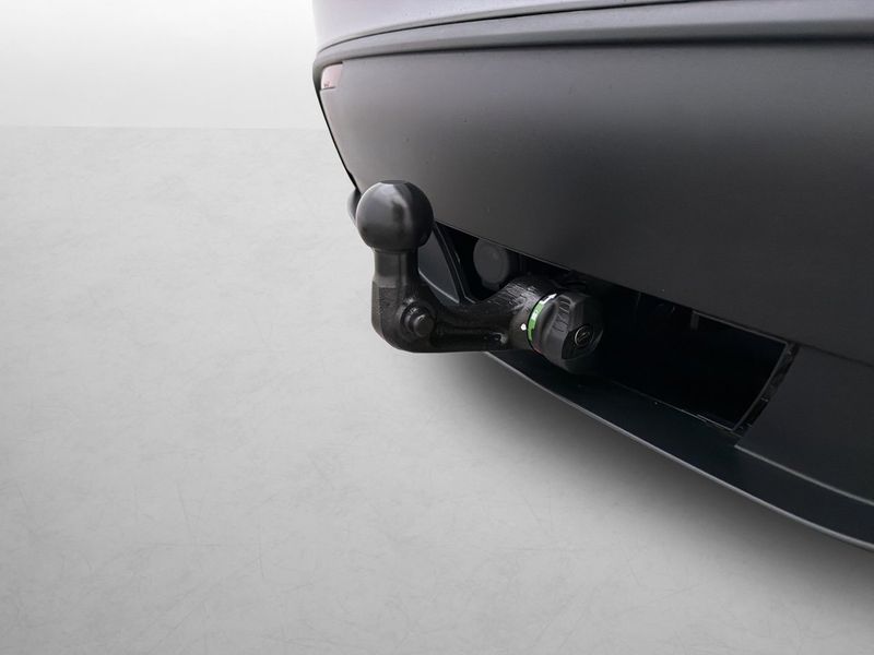Tesla Model Y bild 10