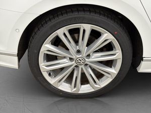 Volkswagen Passat bild 35