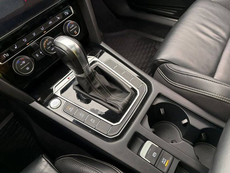 Volkswagen Passat bild 24