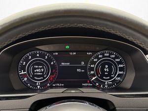 Volkswagen Passat bild 17