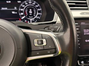Volkswagen Passat bild 18