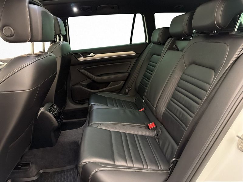 Volkswagen Passat bild 30