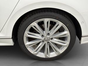 Volkswagen Passat bild 34