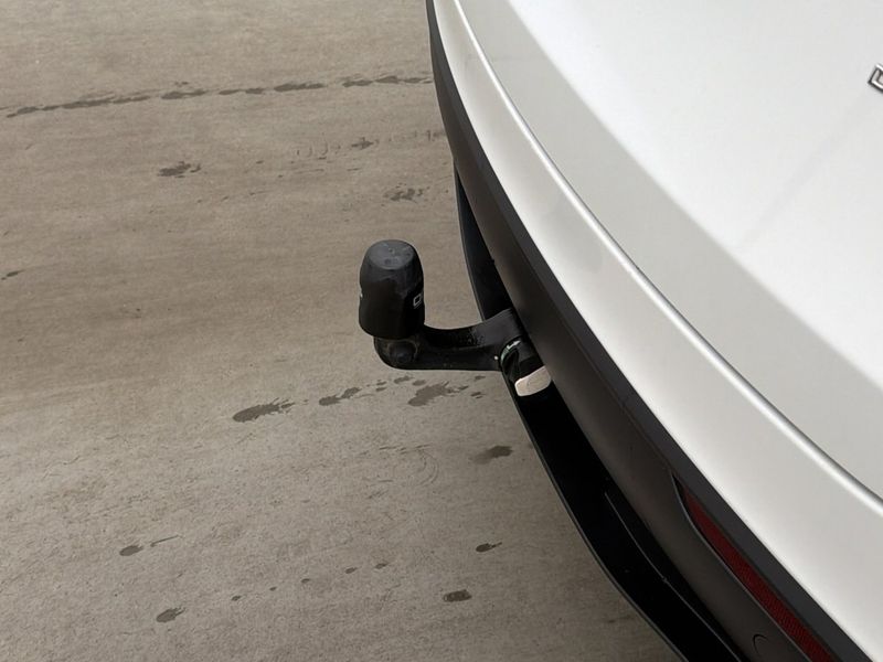 Tesla Model Y bild 10