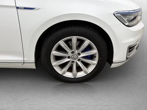 Volkswagen Passat bild 31