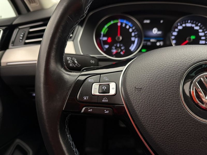 Volkswagen Passat bild 16
