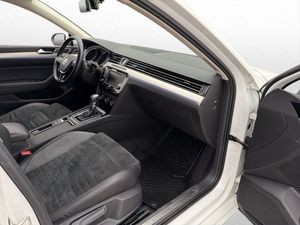 Volkswagen Passat bild 24