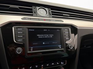 Volkswagen Passat bild 20