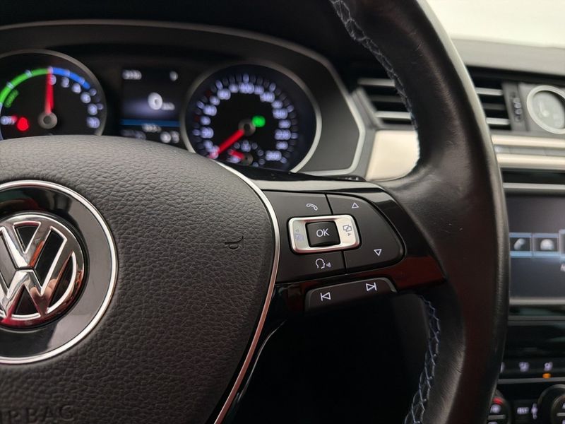 Volkswagen Passat bild 18