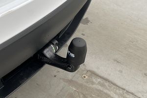 Tesla Model Y bild 10