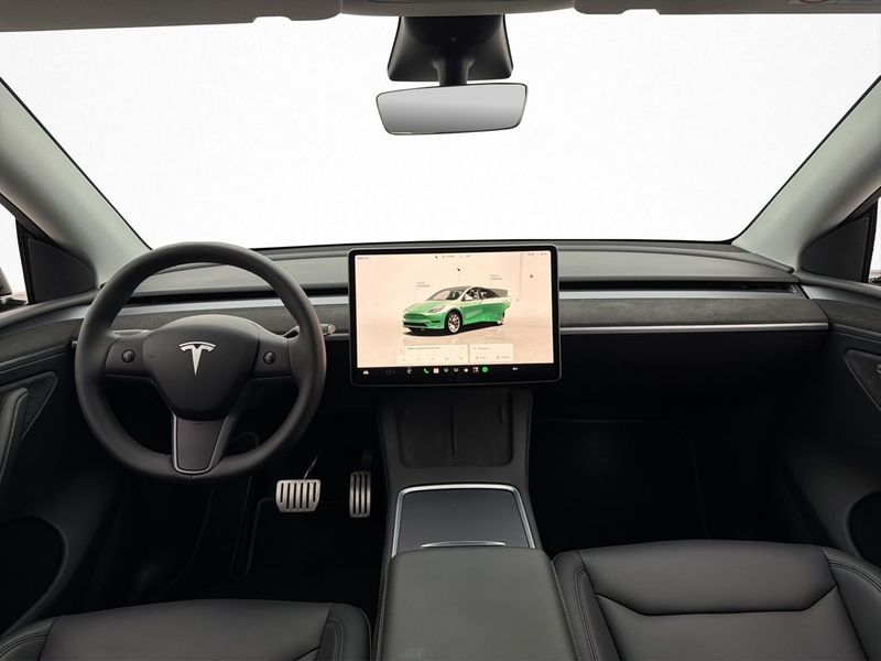 Tesla Model Y bild 13