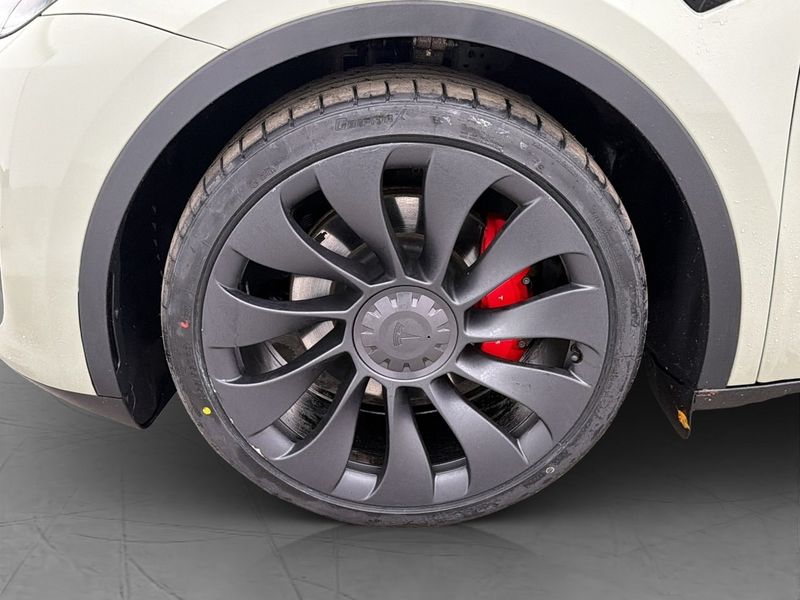 Tesla Model Y bild 29