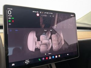 Tesla Model 3 bild 18