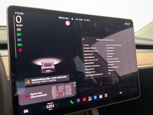 Tesla Model 3 bild 22