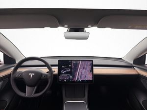 Tesla Model 3 bild 13