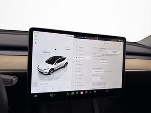 Tesla Model Y bild 18