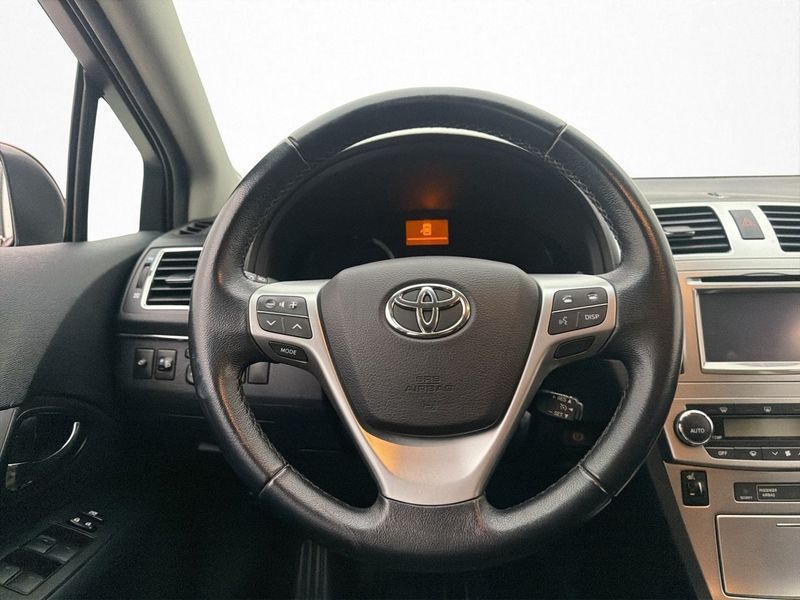 Toyota Avensis bild 14