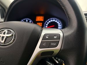 Toyota Avensis bild 18