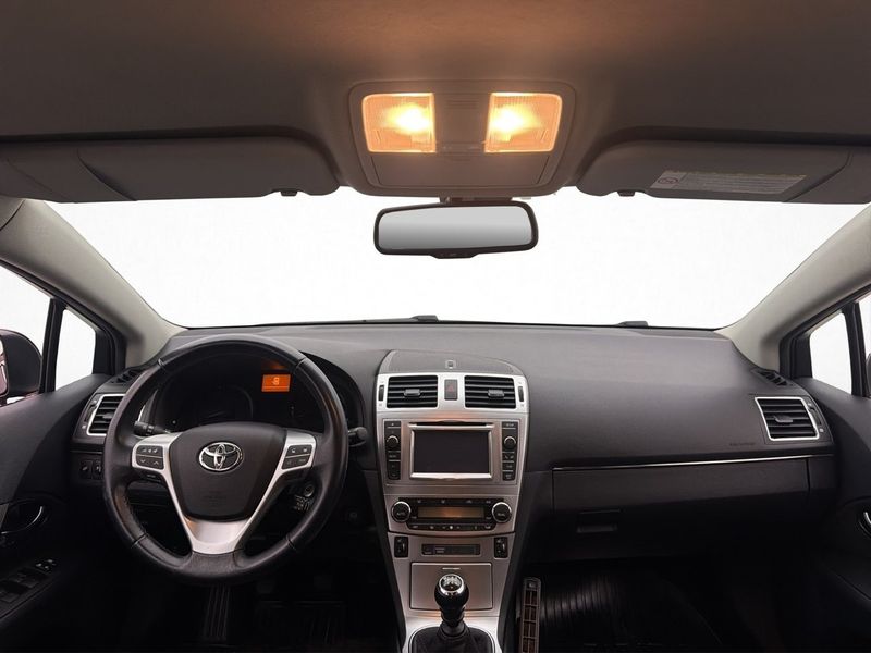 Toyota Avensis bild 13