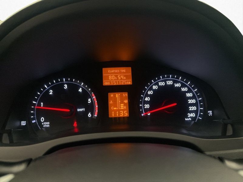 Toyota Avensis bild 17