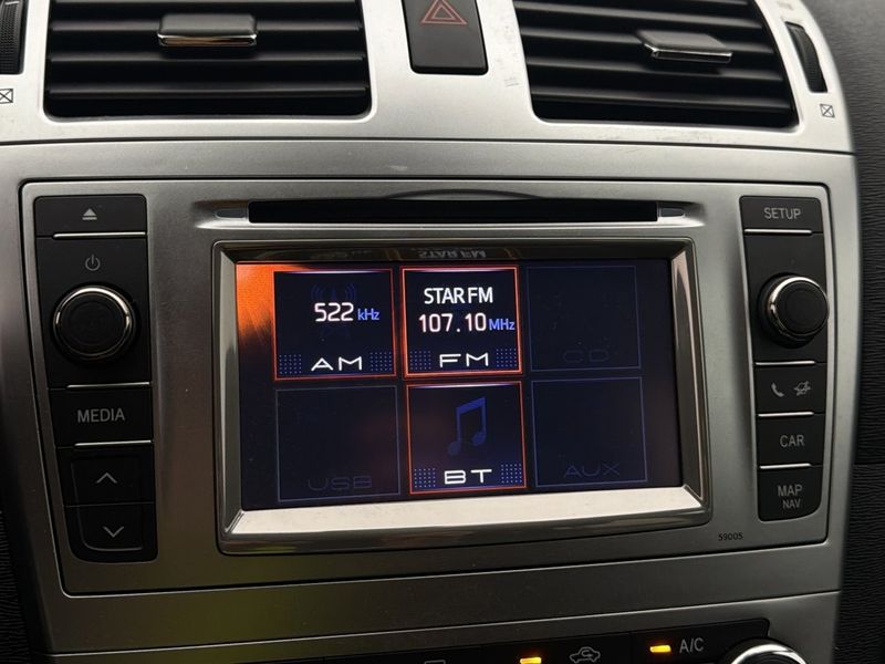 Toyota Avensis bild 21