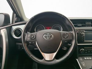Toyota Auris bild 13