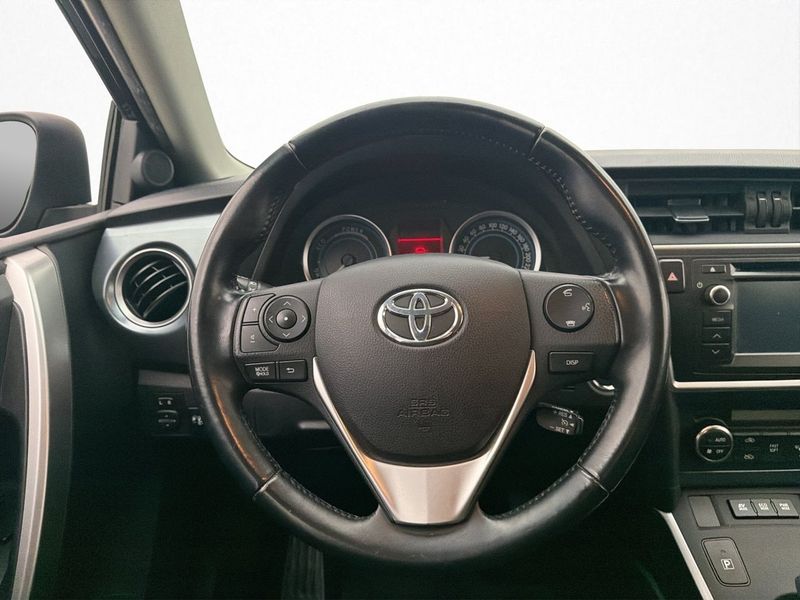 Toyota Auris bild 13