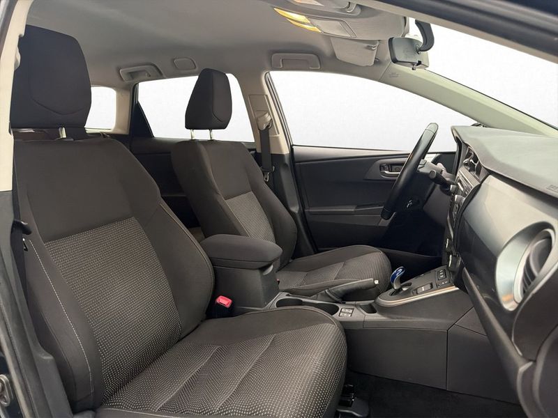 Toyota Auris bild 22
