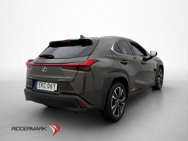Lexus UX bild 8