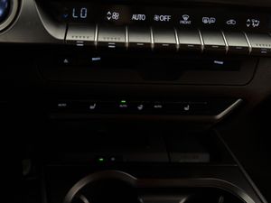 Lexus UX bild 23