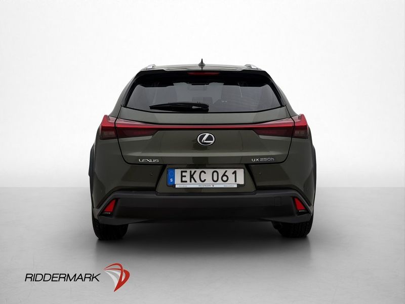Lexus UX bild 7