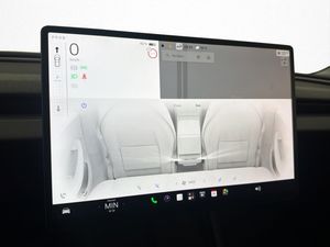 Tesla Model 3 bild 24