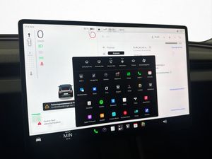 Tesla Model 3 bild 22