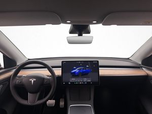Tesla Model Y bild 16