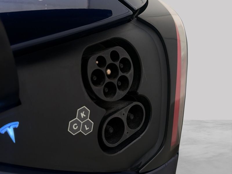 Tesla Model Y bild 31