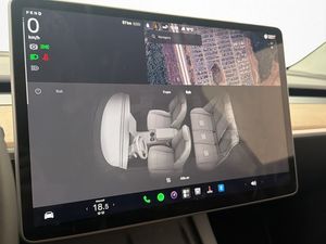 Tesla Model Y bild 28