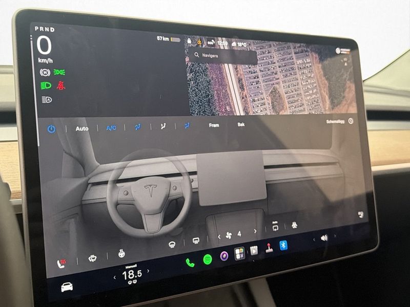 Tesla Model Y bild 27