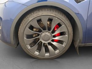 Tesla Model Y bild 19