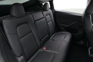 Tesla Model Y bild 21